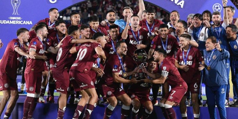 Final Copa Sudamericana: Lanús se coronó en un partido de infarto